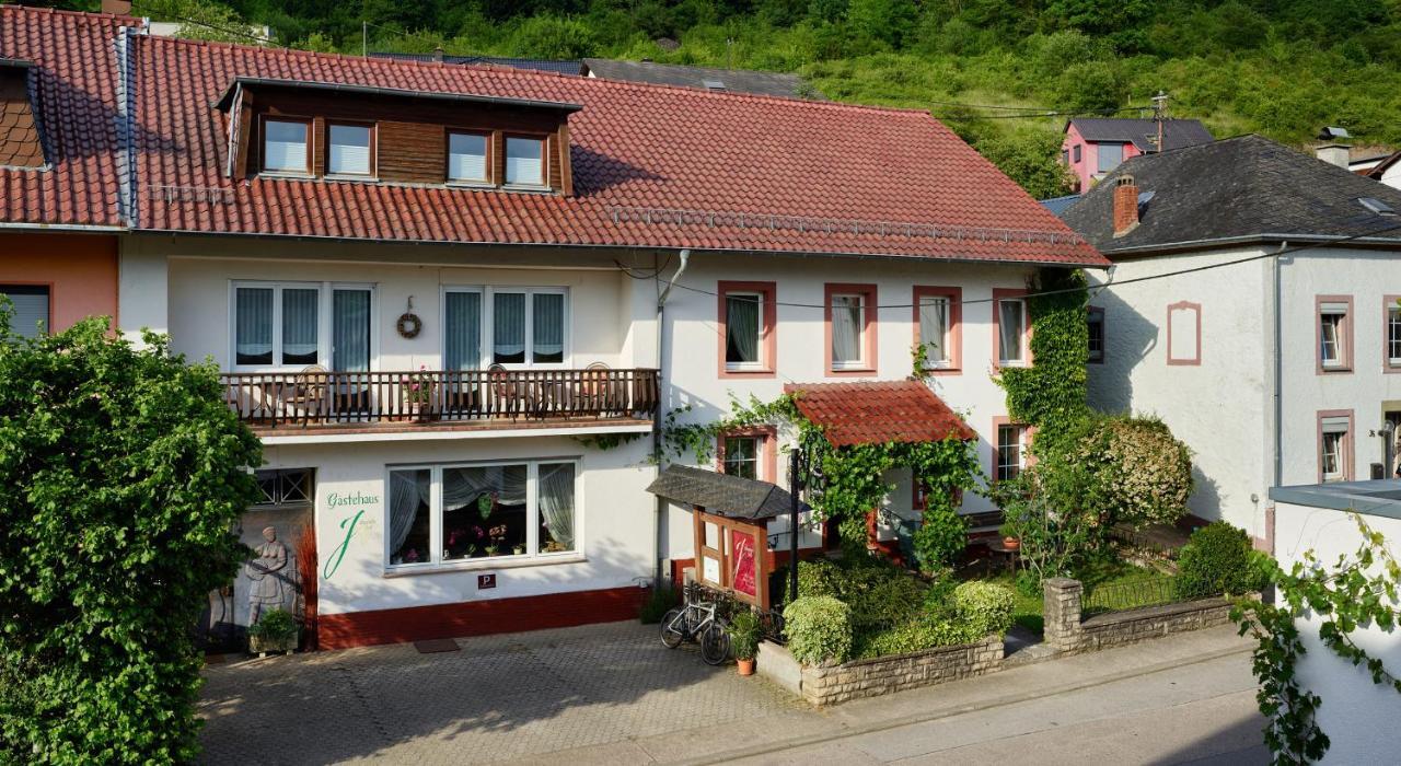 Johannishof Wein-Cafe & Gaestehaus Langsur Luaran gambar